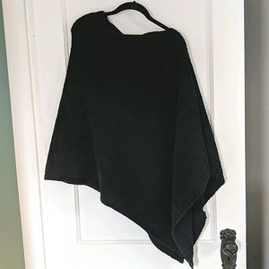 Barefoot Dreams super cozy black poncho OS